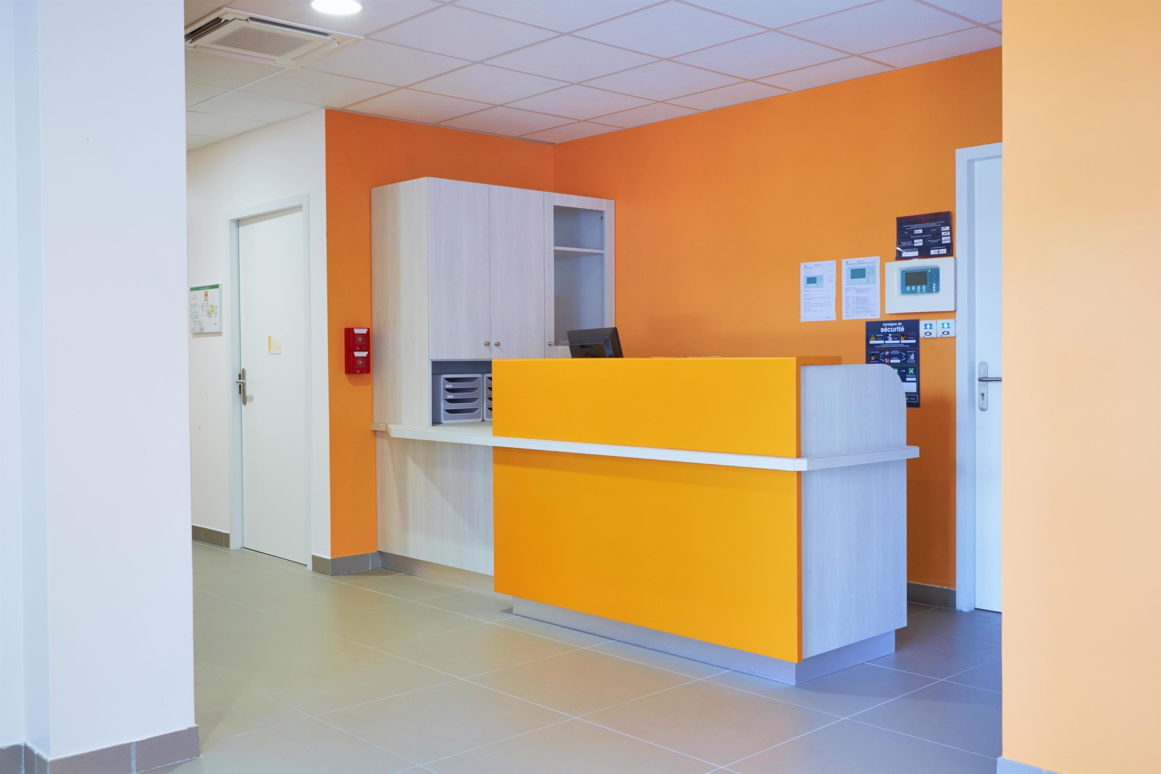 Campanile Bordeaux Ouest - Merignac Aeroport Екстер'єр фото
